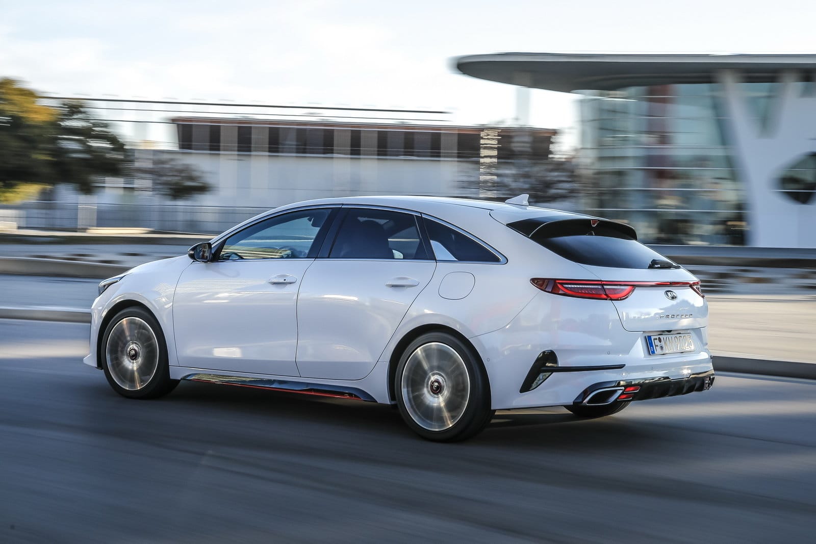 Le migliori auto familiari da acquistare nel 2020 - Kia Proceed